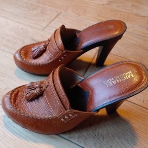 MICHAEL Michael Kors Leather Rounded Toe Heels